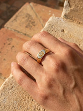 Load image into Gallery viewer, Radiant cut diamond signet