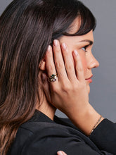 Load image into Gallery viewer, Curvy band