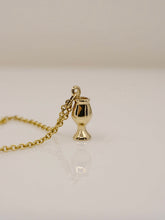 Load image into Gallery viewer, Hurricane glass