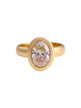 Load image into Gallery viewer, Gold ring with a diamond on a white background