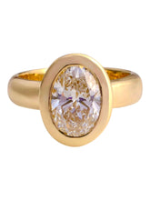 Load image into Gallery viewer, Gold ring with a diamond on a white background