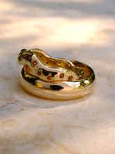 Load image into Gallery viewer, Rounded wedding band