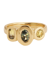 Load image into Gallery viewer, Stepping stones ring