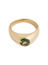 Load image into Gallery viewer, Sapphire tapa ring