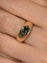 Load image into Gallery viewer, Sapphire tapa ring

