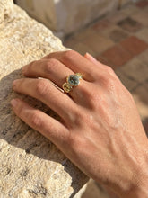 Load image into Gallery viewer, Stepping stones ring
