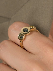 Stepping stones ring
