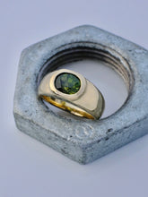 Load image into Gallery viewer, Verge signet
