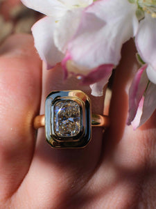 Diamond tier ring