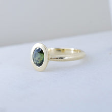 Load image into Gallery viewer, Sapphire Malaya ring
