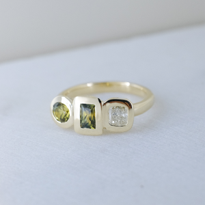 Stepping stones ring