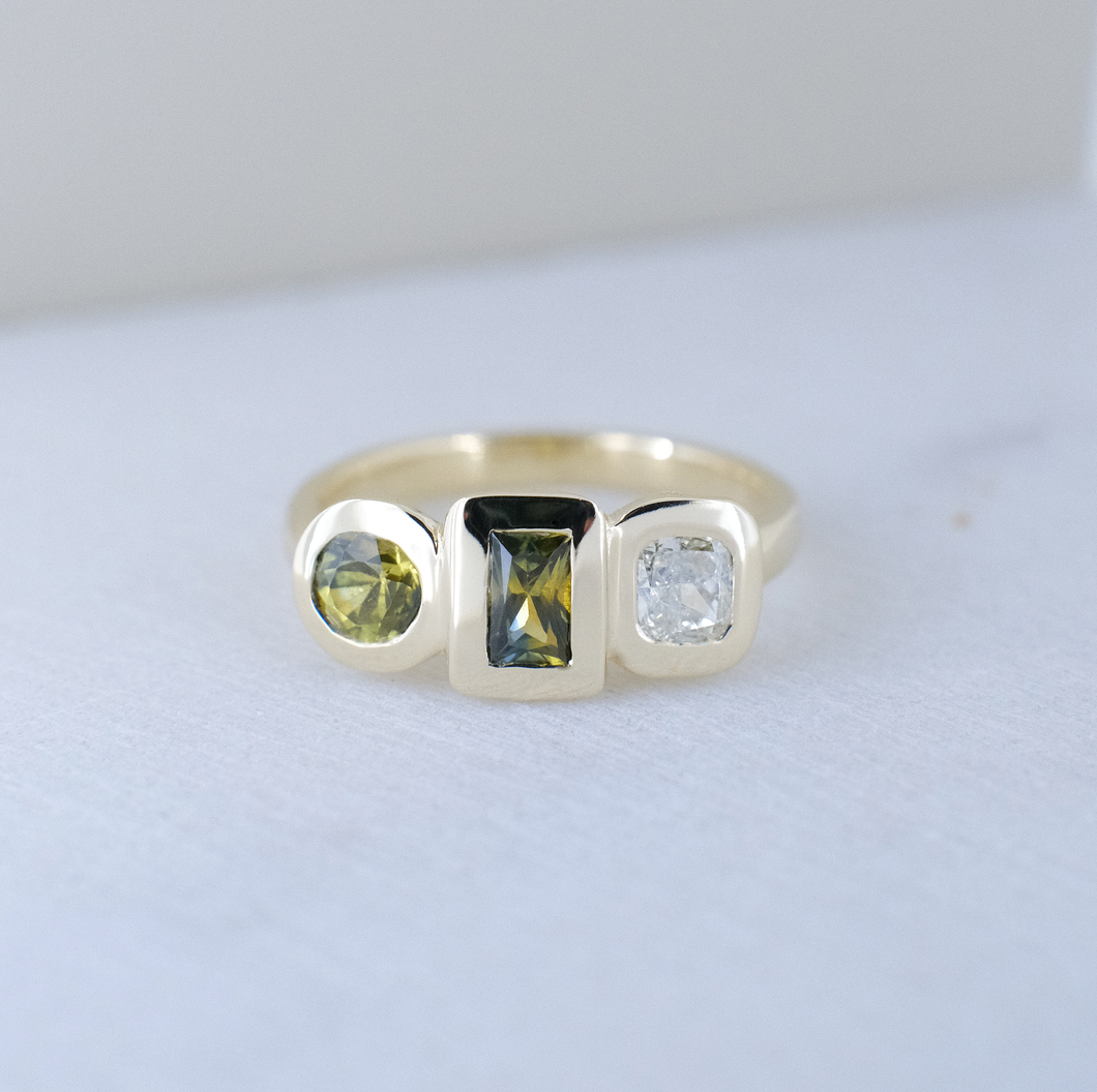 Stepping stones ring